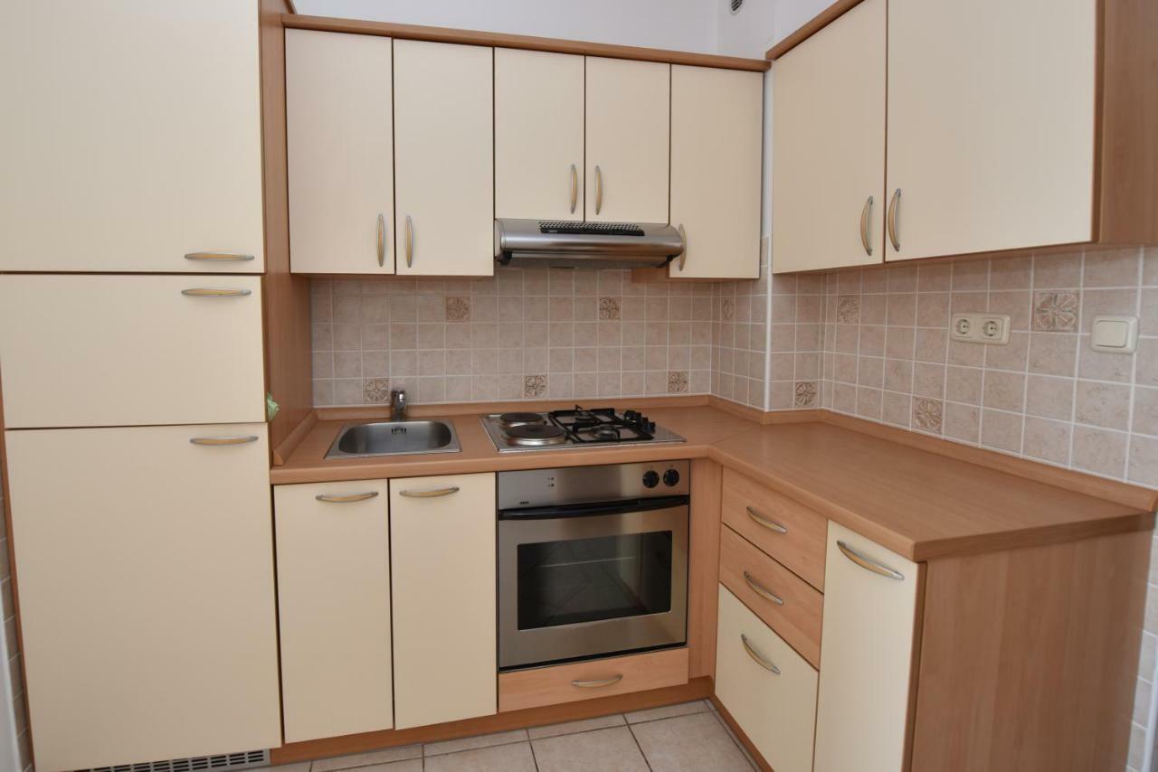 Milka Appartements Стара Новаля Екстер'єр фото