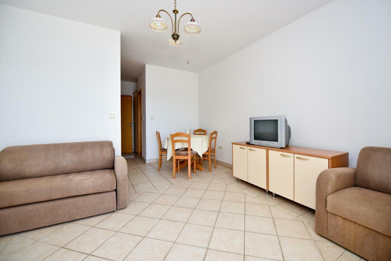 Milka Appartements Стара Новаля Екстер'єр фото